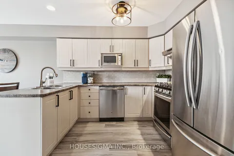 1452 Evans Blvd, London, ON N6M 0A8