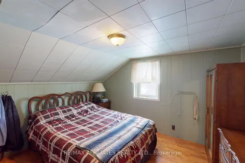 1216 Long Beach Dr, Elizabethtown-Kitley, ON K6V 5T3