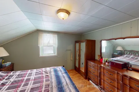 1216 Long Beach Dr, Elizabethtown-Kitley, ON K6V 5T3