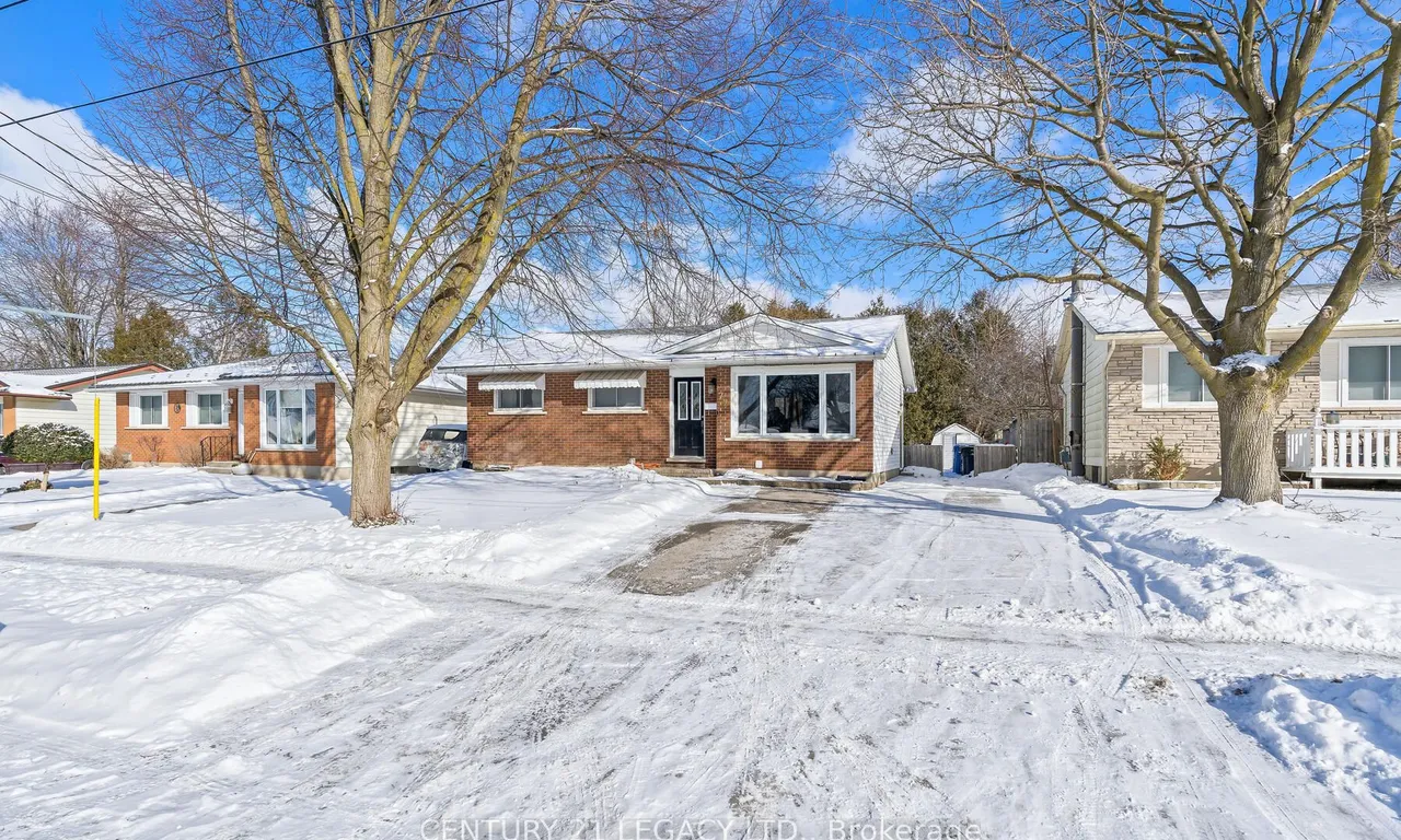 72 Ferndale Ave, Guelph, ON N1E 1B5