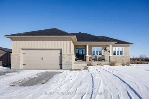202 Rhoda Dr, Beckwith, ON K7C 3P2