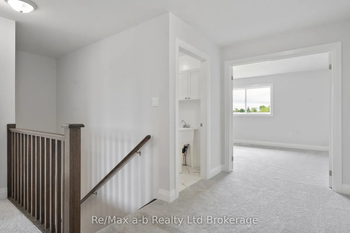 99 Cayley Street, Norwich, ON N0J 1P0