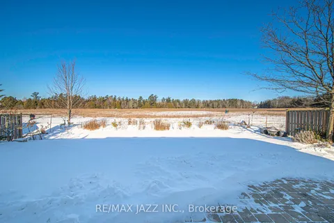 388 Lakeshore Rd, Port Hope, ON L1A 0A4