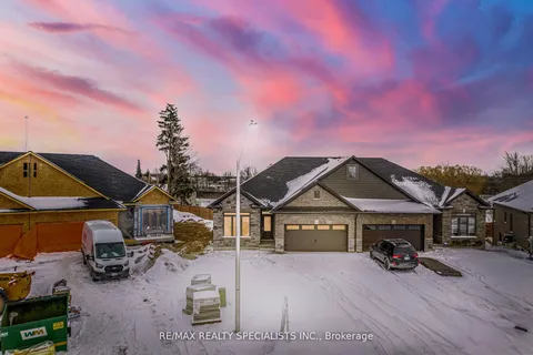54 Matheson Cres, East Zorra-Tavistock, ON N0J 1M0