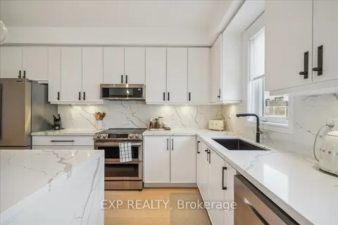 29 Rapids Lane, Hamilton, ON L8K 0A4