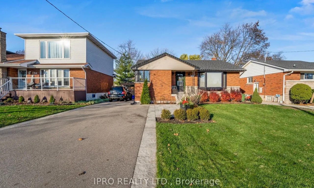 126 West 26th St, Hamilton, ON L9C 4Z4