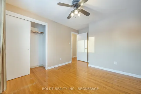 29 King's Grant Rd, St. Catharines, ON L2N 2S1