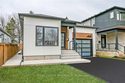 6160 Curlin Crescent, Niagara Falls, ON L2L 2L2