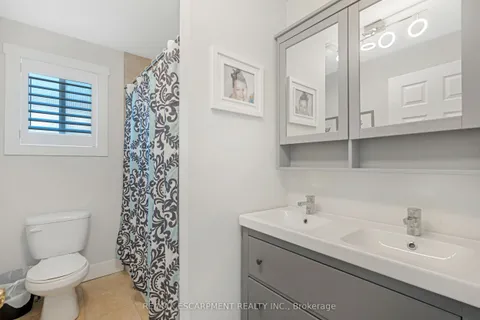 51 Thames Way, Hamilton, ON L0R 1W0