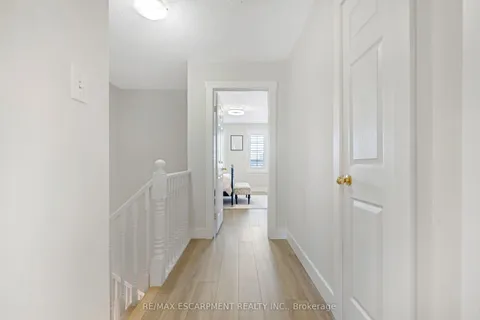 51 Thames Way, Hamilton, ON L0R 1W0