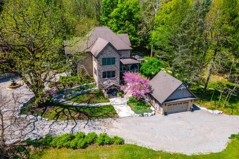 2165 Effingham Street, Pelham, ON L0S 1M0