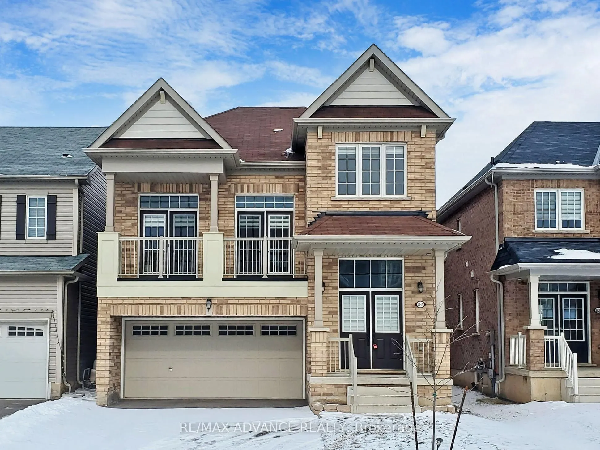 8647 Pawpaw Lane, Niagara Falls, ON L2H 3S5