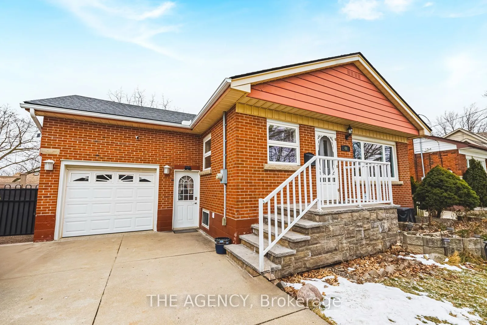 40 Wyngate Avenue, Hamilton, ON L8G 1T2