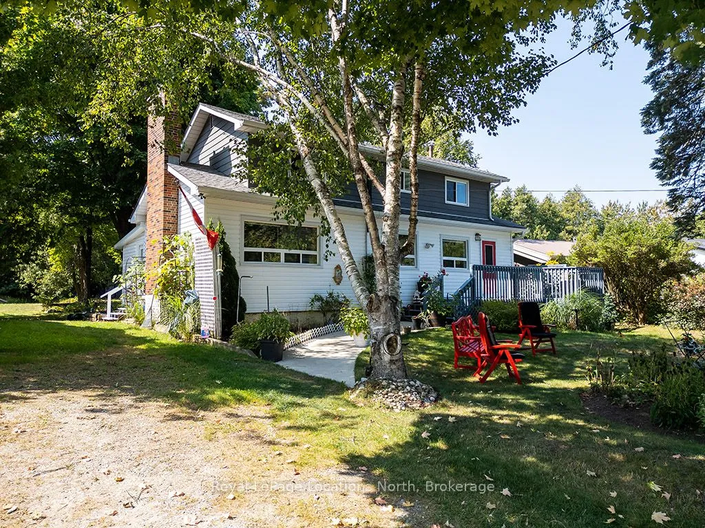166 Bayview Ave, Blue Mountains, ON N0H 1J0