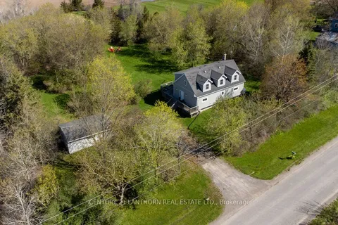 986 Black Road, Prince Edward County, ON K0K 1W0