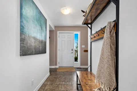 986 Black Road, Prince Edward County, ON K0K 1W0
