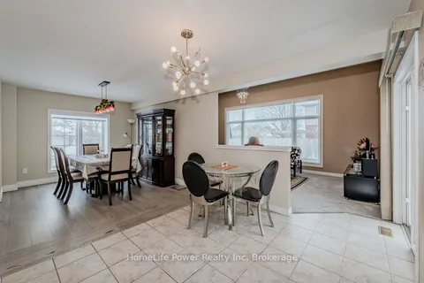 18 Beaver Meadow Dr, Guelph, ON N1L 1N3