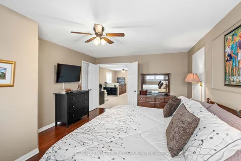147 Cedardown, Barrhaven, ON K2J 0W3