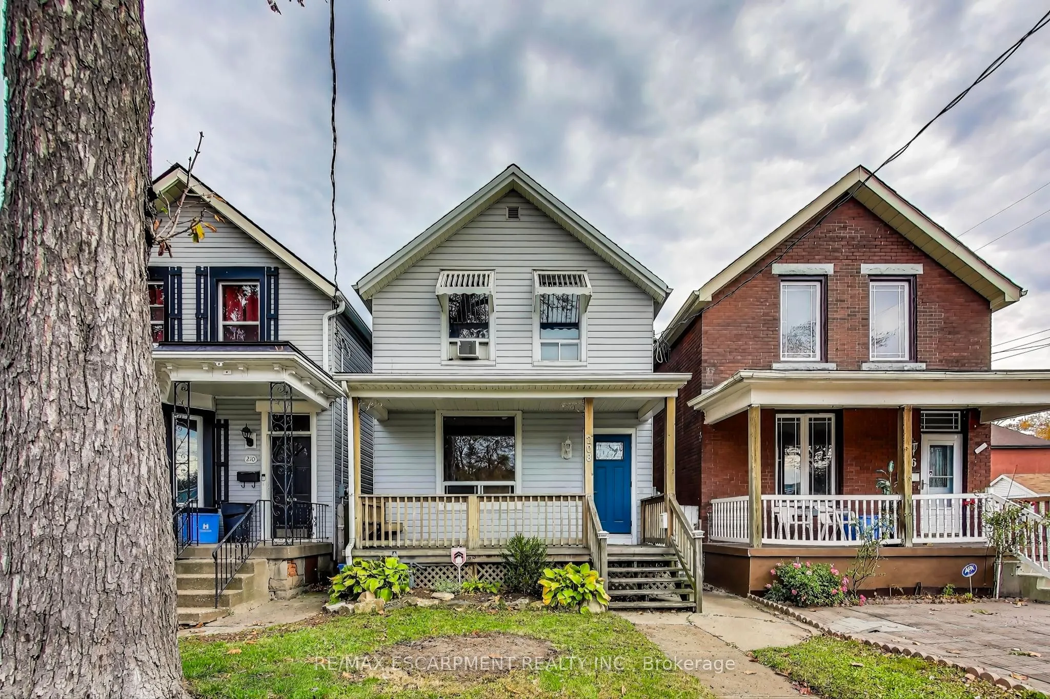 208 EAST Avenue, Hamilton, ON L8L 5J3