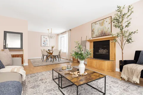 30 Catharine Cres, Bracebridge, ON P1L 1B1