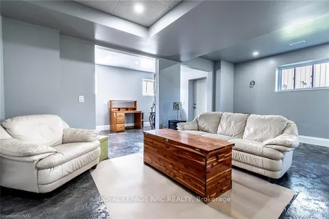 3269 YOUNG Avenue, Fort Erie, ON L0S 1N0