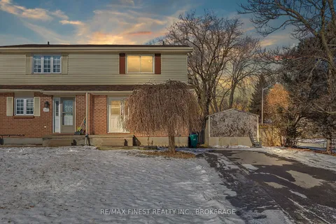 136 Jean Worrell Cres, Kingston, ON K7K 6T4