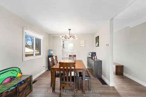 136 Jean Worrell Cres, Kingston, ON K7K 6T4