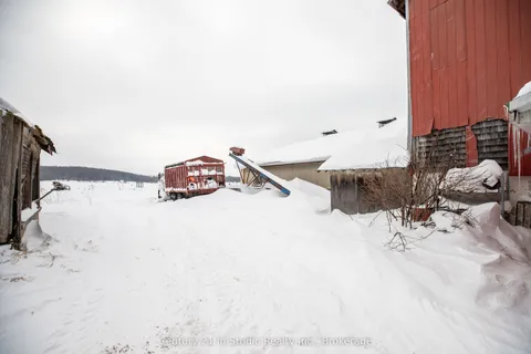425158 Irish Lake Road, Grey Highlands, ON N0C 1H0