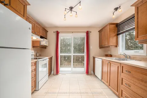 6 Provost St, North Stormont, ON K0A 1R0