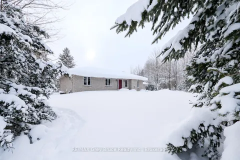 109 Alexandria St Street, Georgian Bluffs, ON N0H 1S0