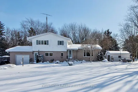 3393 145 Rd, West Perth, ON N0K 1V0