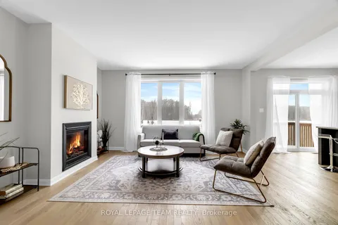 304 Cloyne Cres, Barrhaven, ON K2J 6W3