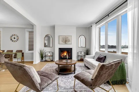 304 Cloyne Cres, Barrhaven, ON K2J 6W3