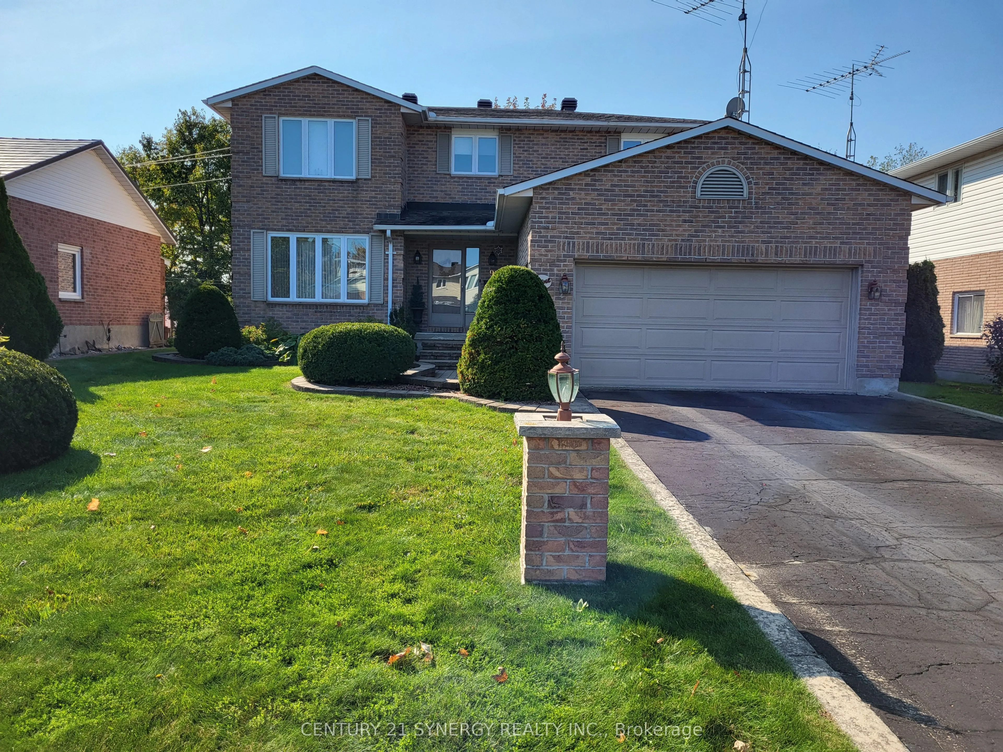 9 Davis Drive, ON K7A 5G7