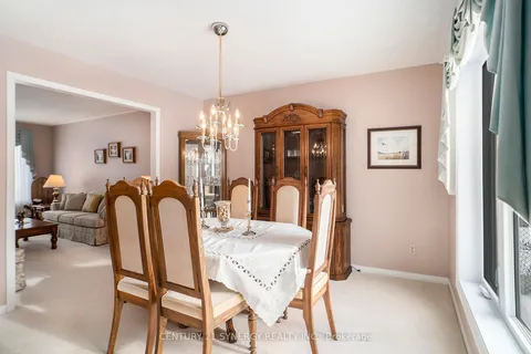 9 Davis Drive, ON K7A 5G7