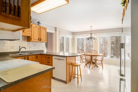 9 Davis Drive, ON K7A 5G7