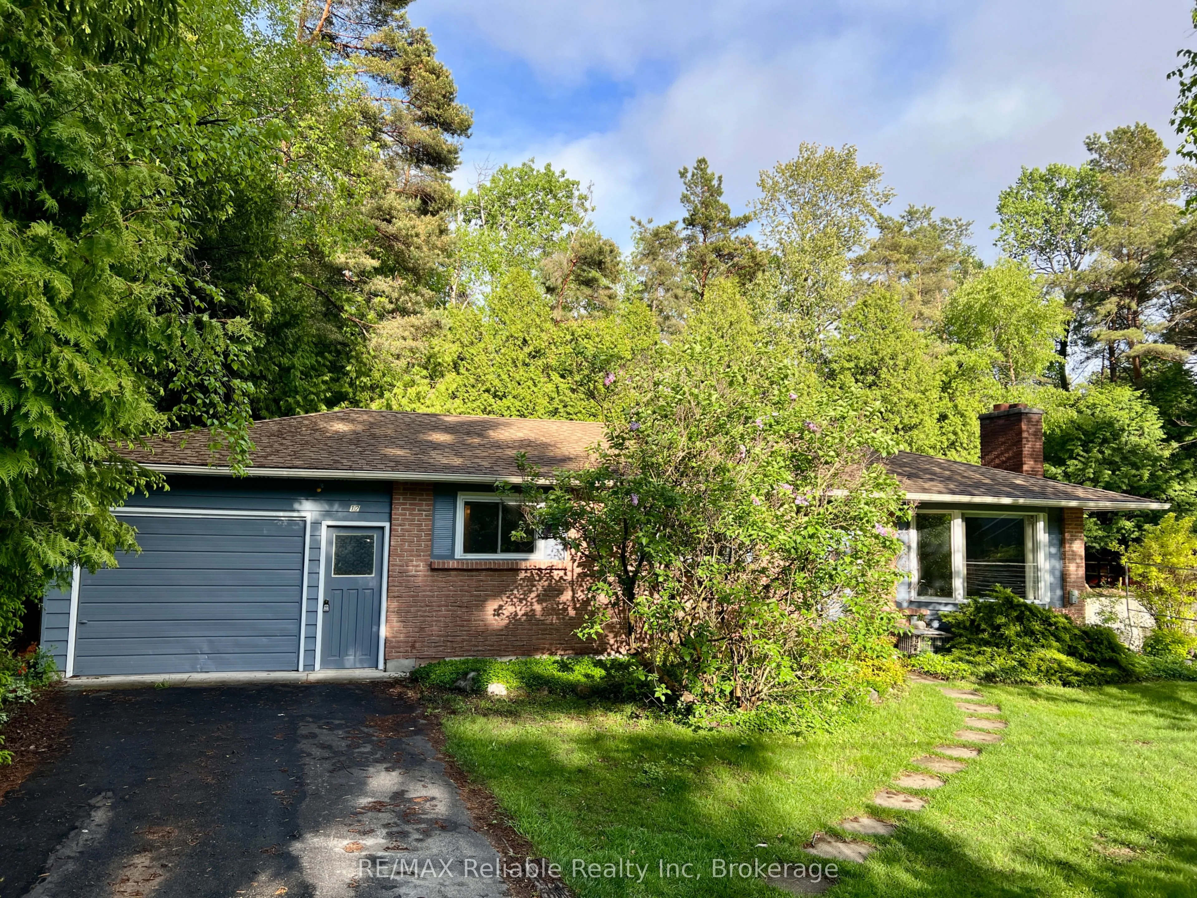 12 Stark Street, Bluewater, ON N0M 1G0