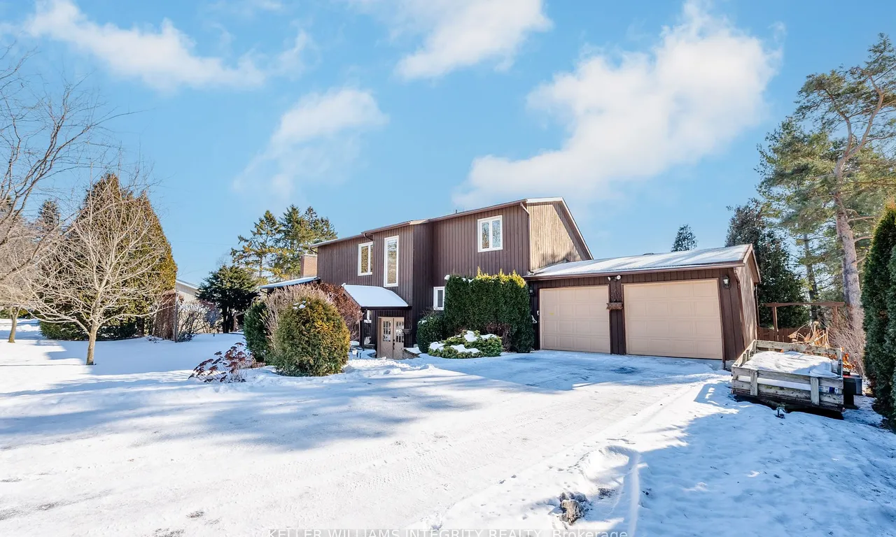 15220 Colonial Dr, South Stormont, ON K0C 1M0