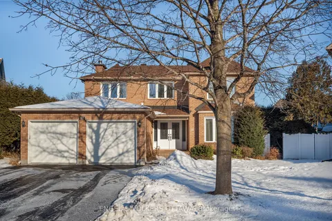 68 Fardon Way, Hunt Club - South Keys and Area, ON K1G 4N7