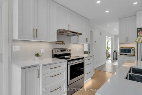 68 Fardon Way, Hunt Club - South Keys and Area, ON K1G 4N7