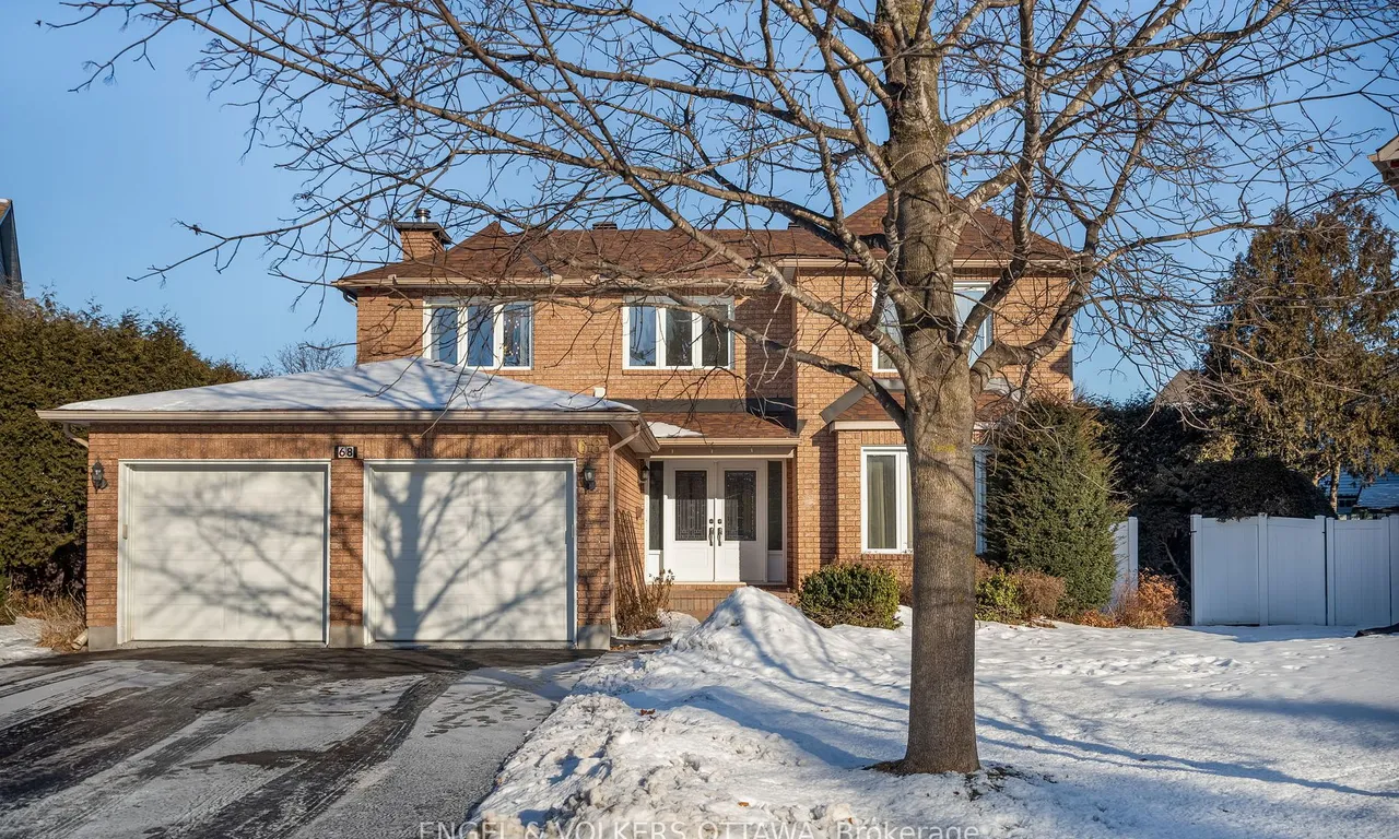 68 Fardon Way, Hunt Club - South Keys and Area, ON K1G 4N7