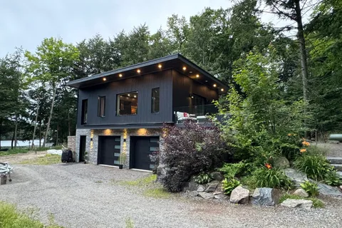 1039 Viewpoint Trail, Bracebridge, ON P1P 1L1
