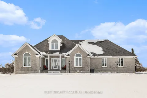 2248 County 12 Rd, North Stormont, ON K0C 1G0