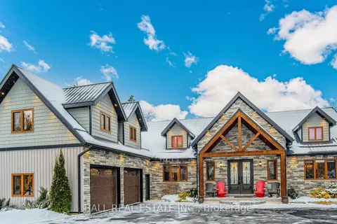 55 Lakeshore Blvd, Smith-Ennismore-Lakefield, ON K0L 1T0