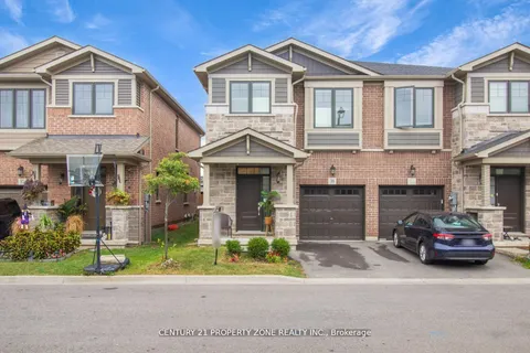 39 Pelican Lane, Hamilton, ON L8K 5J3