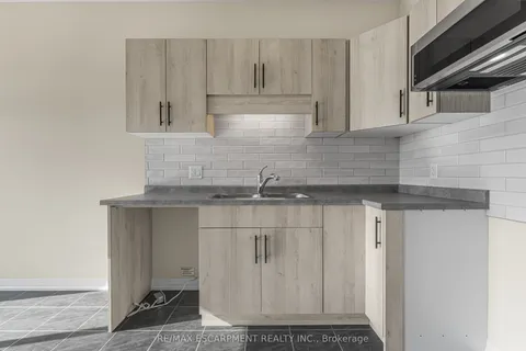 142 Willson Drive, Thorold, ON L3B 0A1