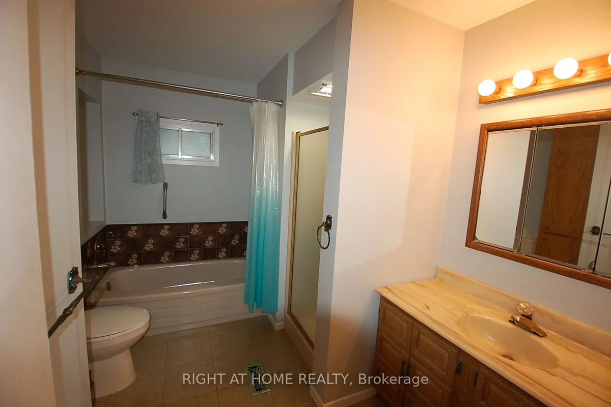 312 Ramage Road, Clarence-Rockland, ON K4K 1K7