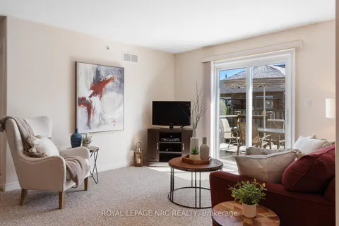 4 Avery Cres, St. Catharines, ON L2P 0B4
