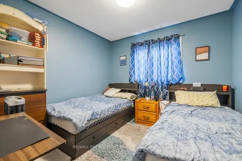 291 St Lawrence Drive, Welland, ON L2C 7H7