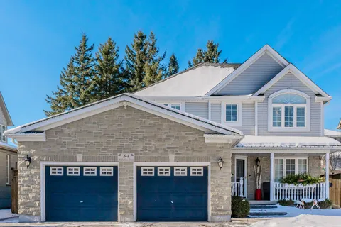 84 Mcfarlane Dr, Cambridge, ON N3C 4L7